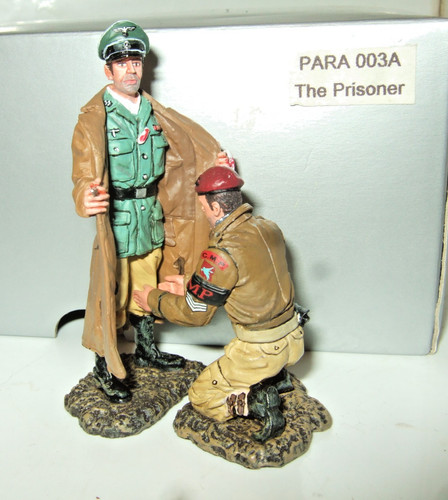 Thomas gunn para003a - thomas, ,