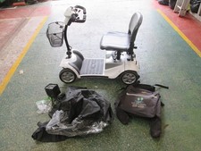 Kymco Foru Mobility Scooter in White. Working but TLC Req'd.