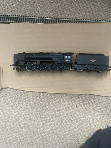 Hornby steam locomotive - 9f,