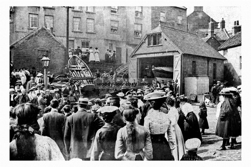 Pt3316 robin hoods bay - -,