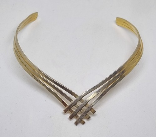 Beautiful gold tone celtic - beautiful,
