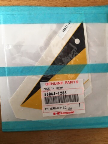 Kawasaki upper fairing - upper,