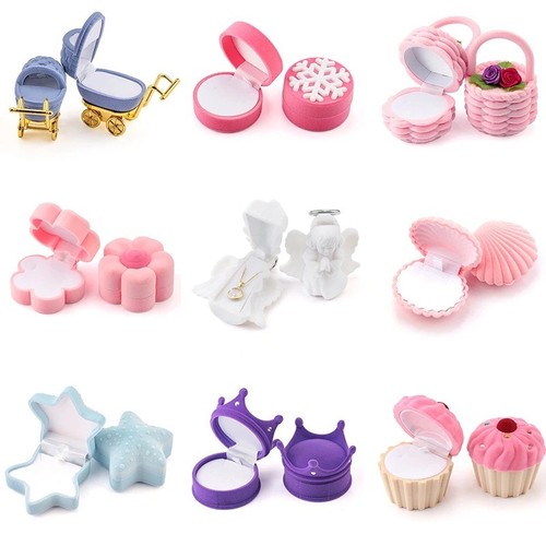 Luxury velvet jewellery gift - luxury,