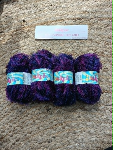 200g sirdar funky fur - 200g, –