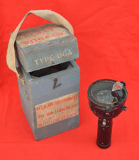 HAND HELD WAR TIME  COMPASS TYPE  06A, 6A/1248 HAND BEARING - WITH BOX