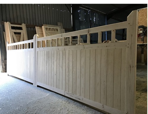 Wooden driveway gates spindles - driveway,