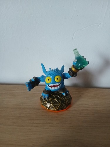 Skylanders giants lightcore - skylanders,
