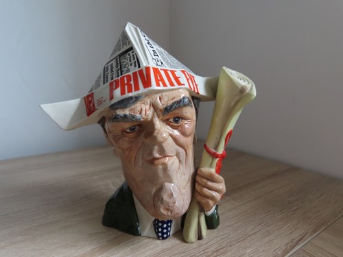 Spitting image richard - spitting,