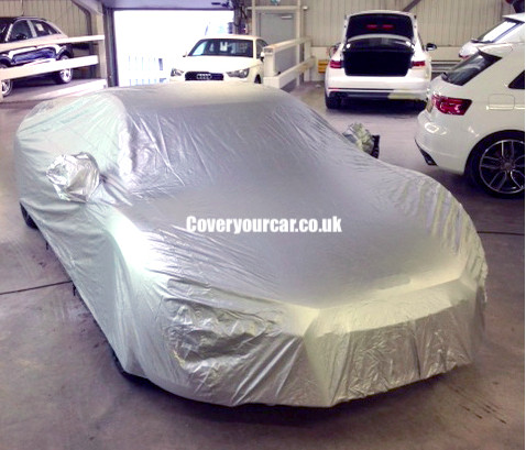 Alarmed outdoor voyager car - alarmed,
