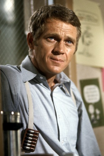 Steve mcqueen bullitt 18x24 - mcqueen,