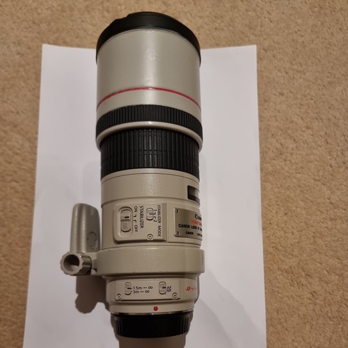 Canon 300mm is - 300mm, usm