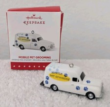 Hallmark 2015 Mobile Pet