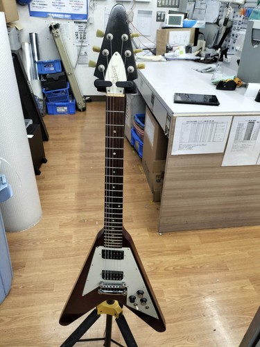 Gibson flying used 1 - flying,