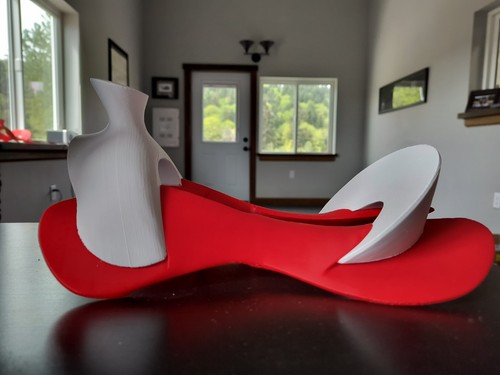 Scale saddle tree 3d - |,