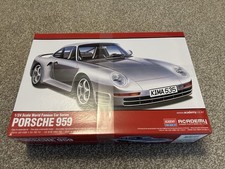 Academy Porsche 959 1:24 Model