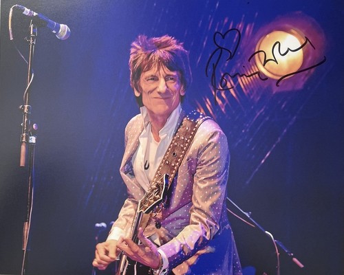 Original signed photo rolling - signed,