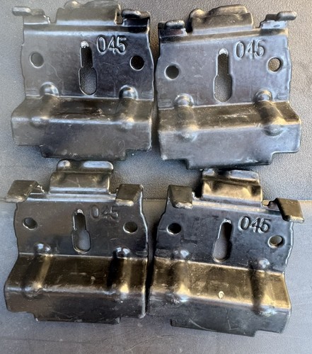 Thule metal bracket number
