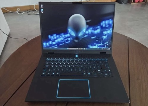Alienware m16 ultra7 laptop - m16,