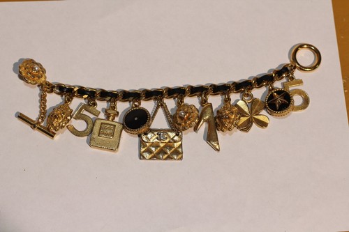 Chanel 1995 icon charms - 1995, 12