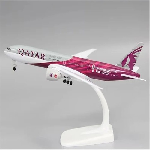 250 b777 boeing qatar - 1:250,