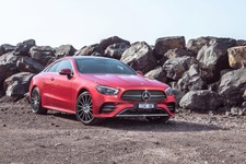 Mercedes-Benz E 350 AMG Red