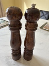 NEW Vintage Wooden Salt And