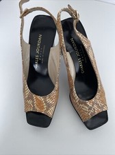 CHARLES JOURDAN PARIS  Sz 5.5