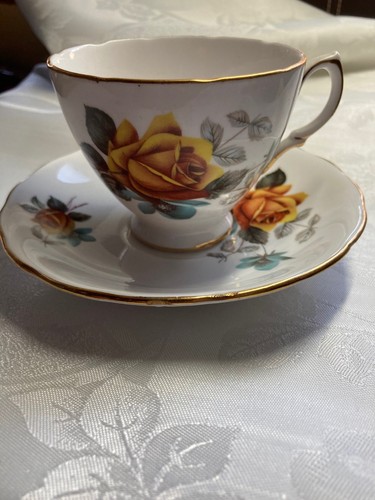 Vintage cups saucers trio s - cups+saucers,, trio's