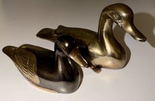 Pair of vintage brass duck figurines. Home decoration Ornament Paperweight 