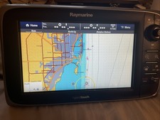 Raymarine E95 E70021 Multifunction Display