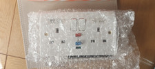 MK K6231 WHI 2 gang 13A TWIN