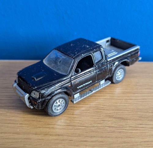 Mitsubishi pickup truck - truck,