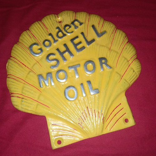 Vintage style golden shell - style,
