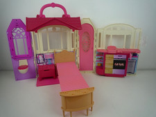 BARBIE GLAM GETAWAY FOLD'N' GO