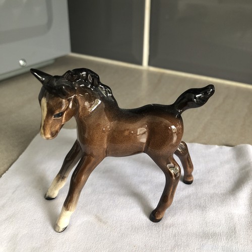 Beswick brown baying foal - beswick,