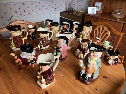 Toby jugs miniatures - toby,