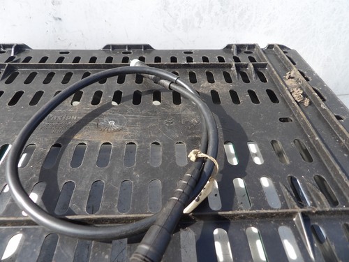 Honda 200 speedo cable - honda, xr