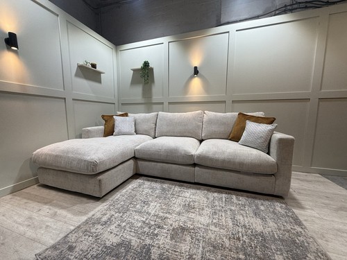 Oak furnitureland malvern - furnitureland,