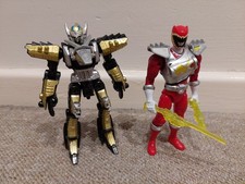 Power Rangers Dino Charge Red Ranger And Gold Ranger Action Figure