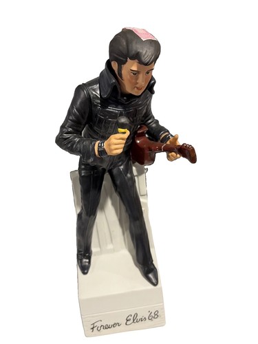 Elvis presley statue plays - presley,