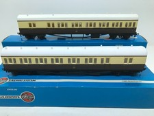 AIRFIX OO GAUGE GWR SUBURBAN B SET COACHES x 2 + BOXED