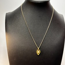 Pendant Necklace Gold Tone
