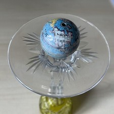 1930s VINTAGE GERMAN TINPLATE 2 cm MINIATURE WORLD GLOBE Atlas Litho RARE