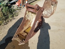 450mm Excavator Trenching