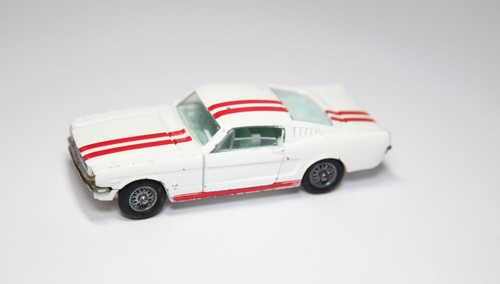 Corgi 325 ford - corgi,