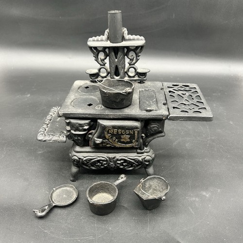 Vintage crescent cast iron - cast, toy