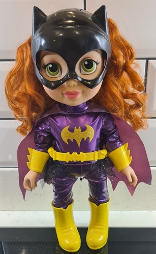 Comics bat girl - bat,
