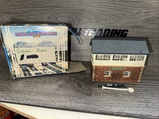 Hornby Thomas R227 Signal Box