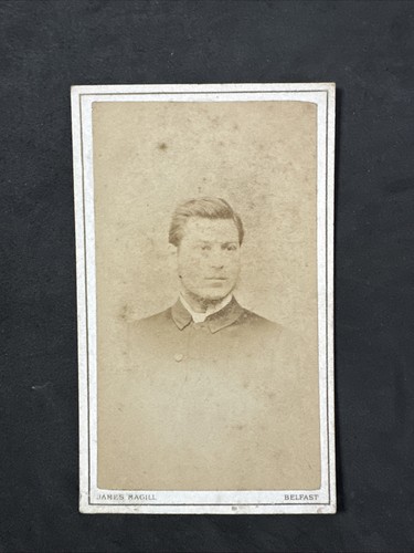 Cdv handsome man magill - cdv,