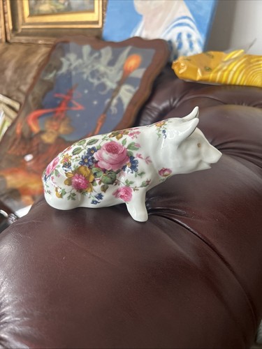 Crown fine bone china - ,, pig